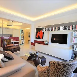 Palais Miramar Art Modern - Derniere Etages Vue Mer - 75m De Confort - En Face Des Plages -wifi - Clim Cannes