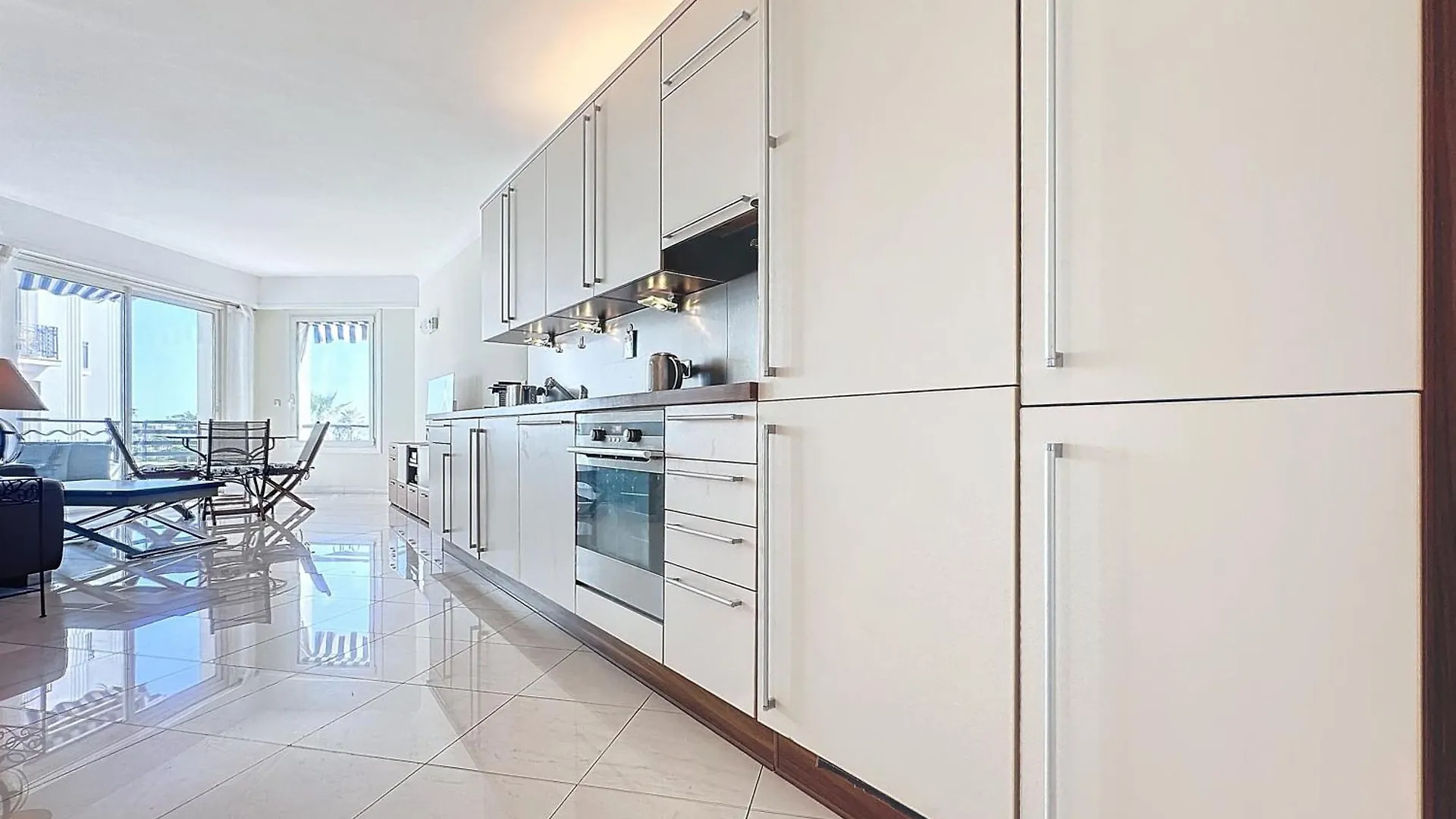 Apartment Luxury 1 Bedroom Croisette Martinez Direct Sea View 241 Cannes