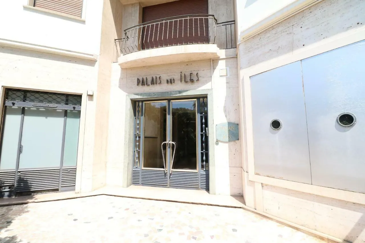 Luxury 1 Bedroom Croisette Martinez Direct Sea View 241 Cannes 0*,  France